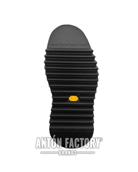 



Vibram Piso Suela Calzado Ripple 810C. Suela muy flexible y ligera para calzado y sadalias . Su diseño y calidad lo hacen ideal para muchos tipos de calzado.




Material: Caucho (V-lite) 

Den